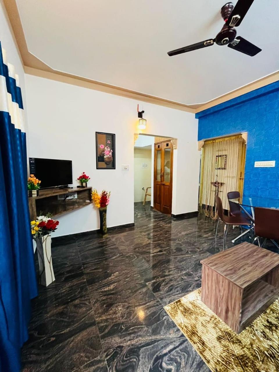 The Ventura Grand Hotel Bangalore Extérieur photo